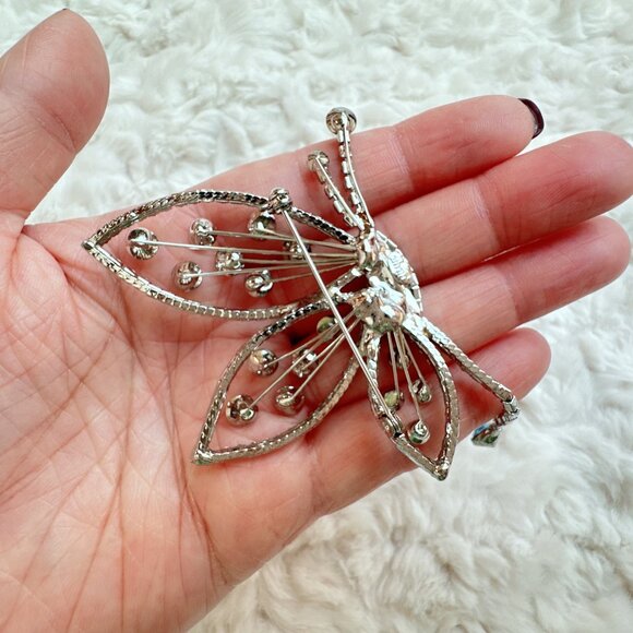 Gorgeous Blue Butterfly Crystal Brooch - Picture 3 of 6